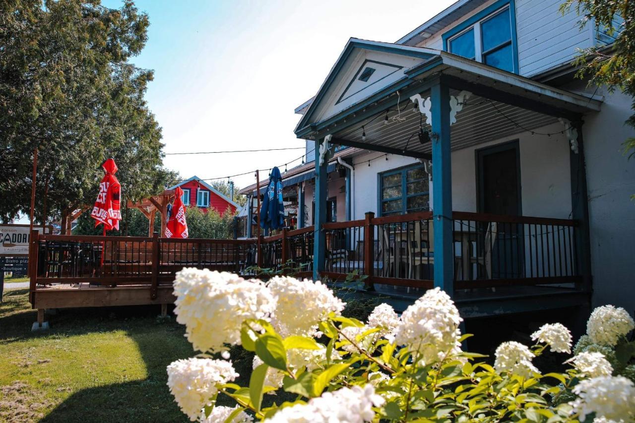 Maison Cadorette Saint-Jean-des Piles Exteriér fotografie