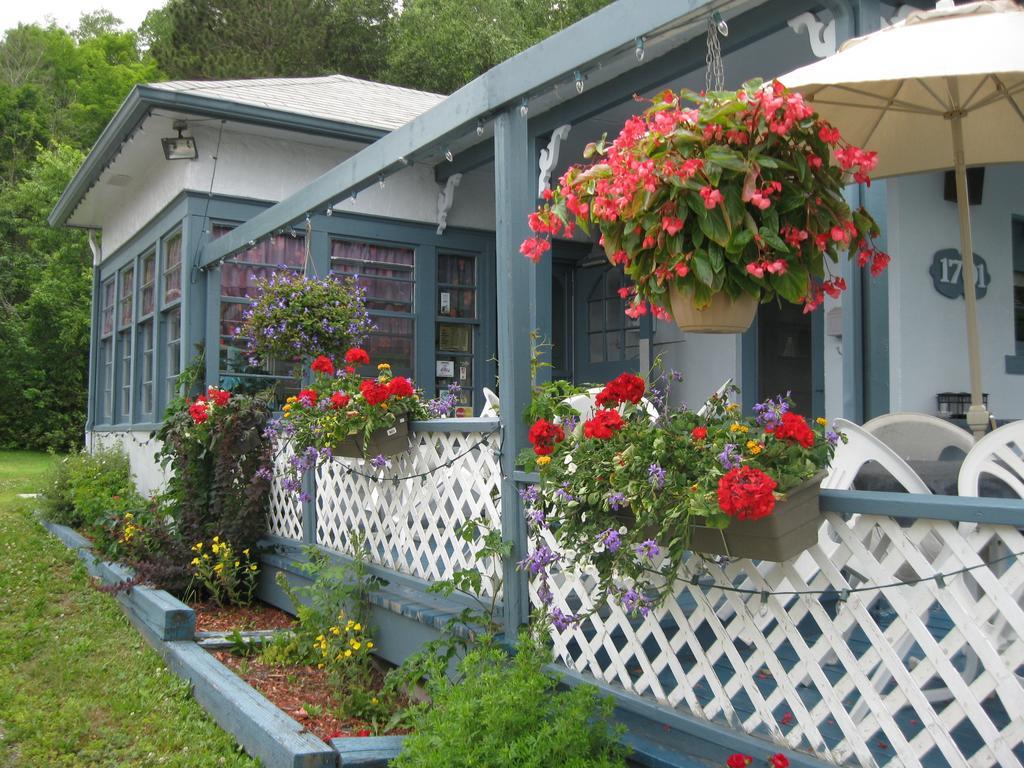 Maison Cadorette Saint-Jean-des Piles Exteriér fotografie